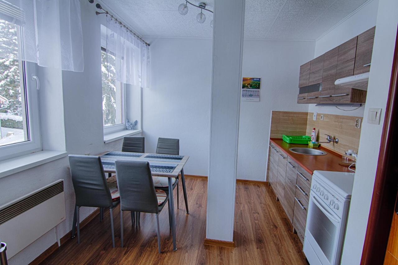 Апартаменти Apartman Iveta Рокитніце-над-Їзероу Екстер'єр фото