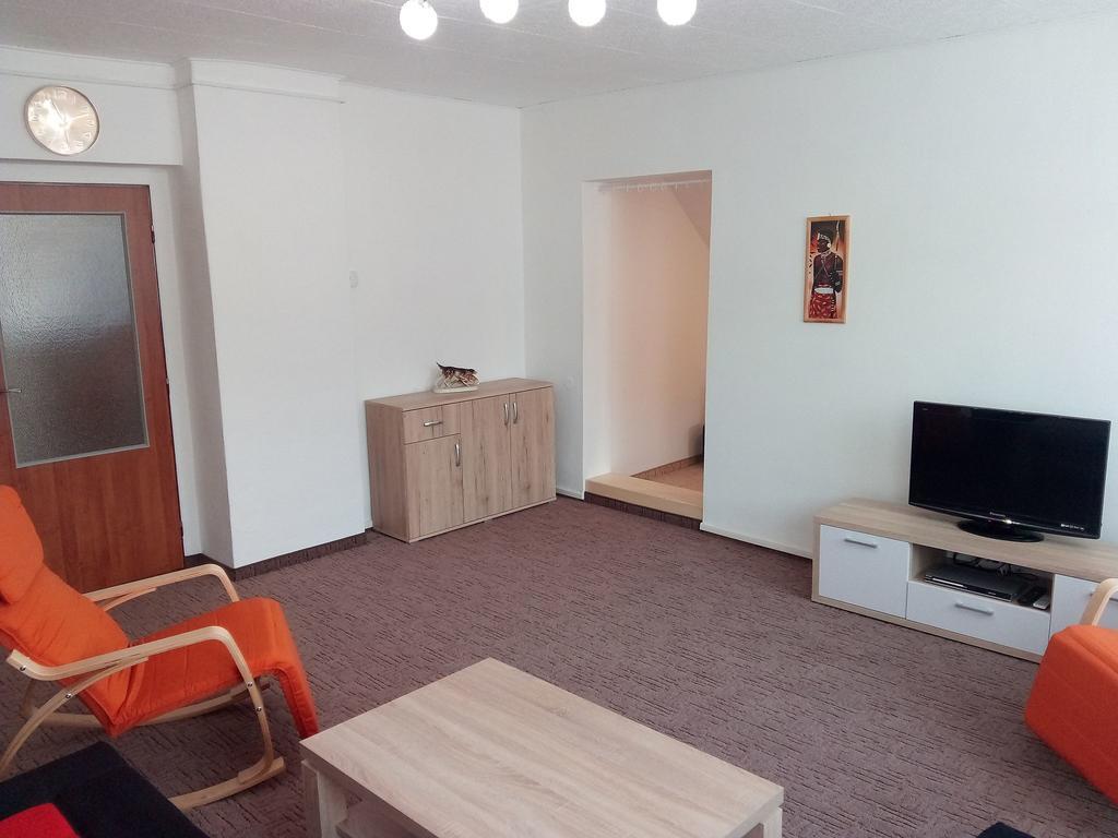Апартаменти Apartman Iveta Рокитніце-над-Їзероу Екстер'єр фото